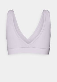 Bralette lavanda com design em V. Feito de tecido macio, possui alças largas e uma faixa sob o busto sem costura para conforto.