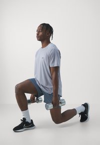 ICANIWILL STRIDE RAGLAN - Camiseta deportiva - light blue