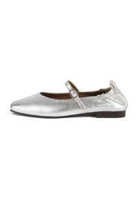 LUXE STRIDES - Ballerina's met enkelbandjes - silver-coloured