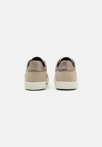Geox BLOMIEE - Sneakers basse - light taupe
