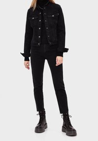 Bershka Jeansjacka - black