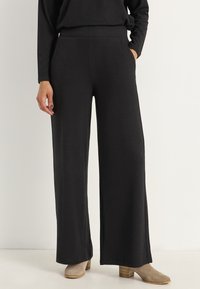 Cellbes of Sweden WIDE WITH POCKETS - Tygbyxor - black   solid
