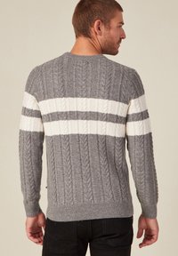 BONOBO Jeans MIT LANGEN ÄRMELN - Strickpullover - gris foncé