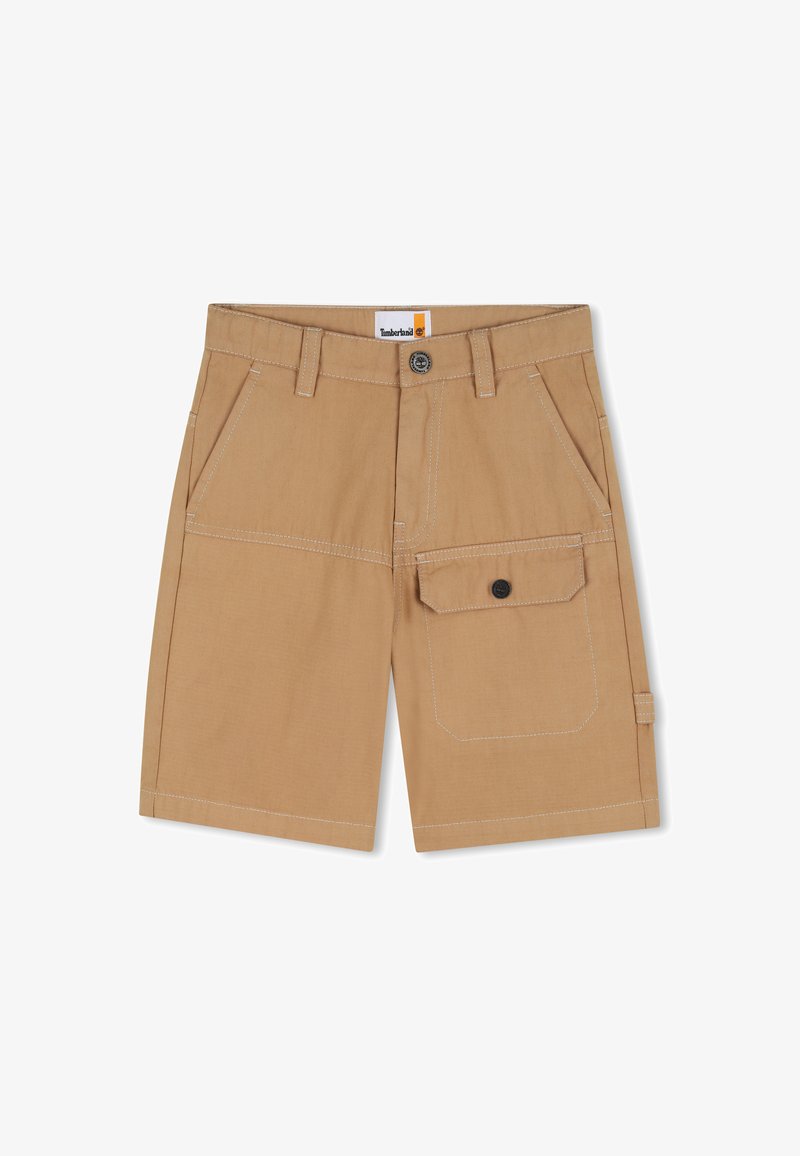 Shorts cargo beiges en tissu texturé, dotés de plusieurs poches, passants pour ceinture, et coutures contrastantes. Fermeture avant par boutons.