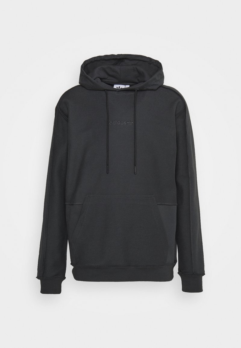 Čierna mikina Adidas s predným vreckom, kapucňou na šnúrku a vyšitým logom. Vyrobená z mäkkej látky s hladkou textúrou.