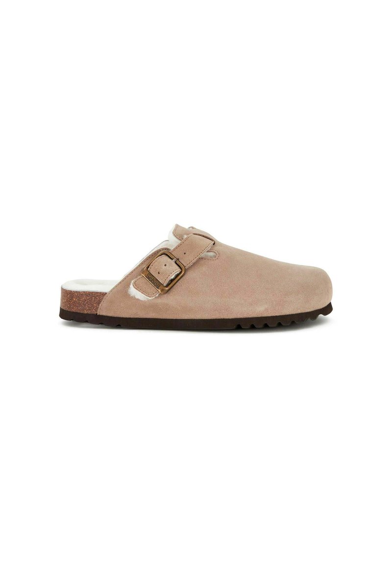 Clogs