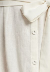 CALLI CHARLI - Haljina-majica - white