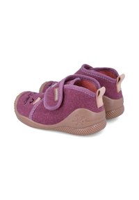 Zapatillas de casa para niño pequeño en suave color púrpura, con suelas de goma, tiras de velcro y bordado de una cara de gato juguetona en los dedos.