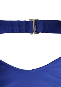 Haut de bain bleu avec une texture de tissu lisse, doté d'une sangle horizontale et d'une fermeture à boucle métallique pour l'ajustement.