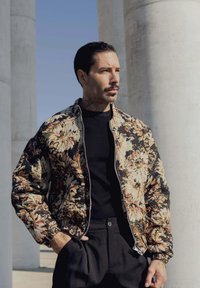 FRILIVIN EFFET FLEURIE - Blouson Bomber - noir