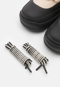 Timberland VIBRAM BOOT WP - Bottines à lacets - natural