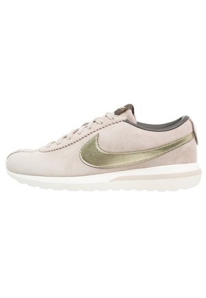 Matalavartiset tennarit - beige