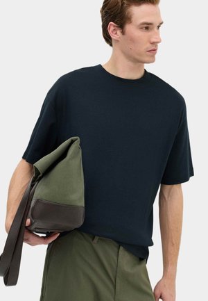 Marks & Spencer, - T-shirt basic