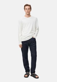 Mango BOB - Jeans Tapered Fit - blue