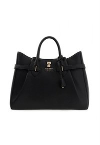 Borsa a mano in pelle nera dal design strutturato, con doppi manici superiori, dettagli dorati e nappina rimovibile. Presenta un logo sul davanti.