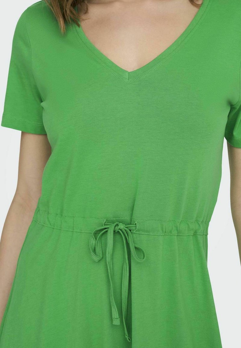 ONLY MIT TUNNELZUG AN TAILLE - Jersey dress - kelly green/green - Zalando