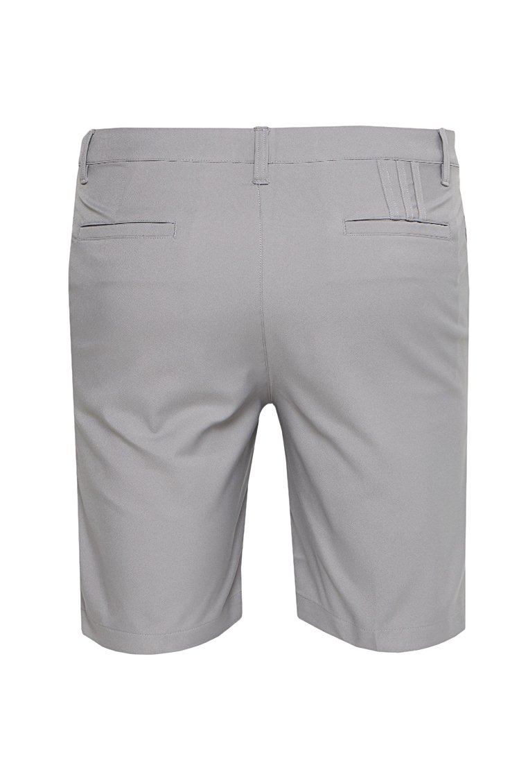 Pantalones cortos grises de tela suave, con un corte recto, dos bolsillos traseros y costuras decorativas en la parte trasera.