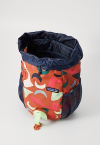 Patagonia REFUGITO DAY PACK UNISEX - Mochila - redtail rust