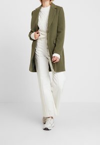 Nly by Nelly Strickpullover - white