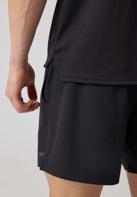 SNOCKS T-shirt basic - schwarz