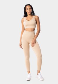 Carpatree SIMPLY SEAMLESS  - Sujetadores deportivos con sujeción media - beige