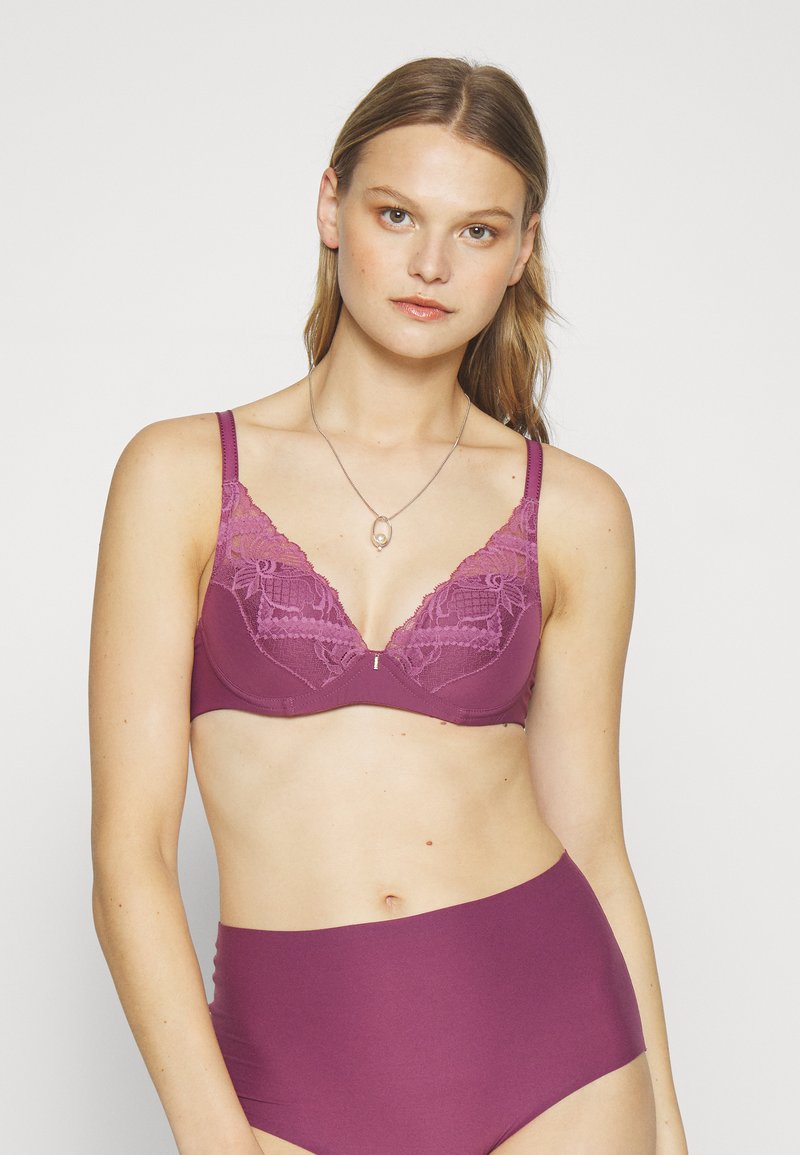 Chantelle ORANGERIE DREAM PLUNGE BRA Underwired bra tannin/purple Zalando.ie