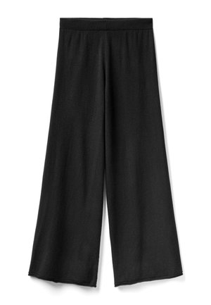Zwarte wijde broekspijpen gemaakt van zachte stof, voorzien van een gladde, elastische tailleband en een rechte, ontspannen pasvorm zonder zichtbare patronen.