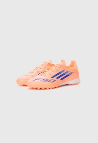 adidas Performance F50 LEAGUE TF - Muru jalgpallisaapad - beam orange/lucid blue/white
