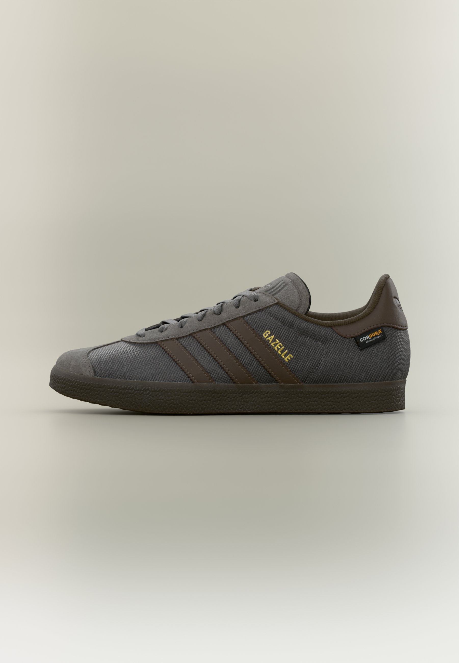 激レア　BRUNT EDGEPAD 3HANDRED 25 BLACK adidas Originals ZX 600 UNISEX - Trainers - core black/grey four