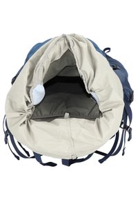 Niebieski plecak z jasnoszarym wnętrzem. Posiada zapięcie na sznurki oraz regulowane paski. Wnętrze jest przestronne i wyłożone.