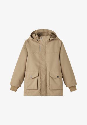 Veste d'hiver beige à capuche avec fermeture éclair frontale, poches à rabat à boutons-pression et poignets côtelés aux manches.