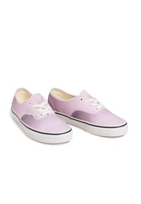 Vans AUTHENTIC - Baskets basses - white