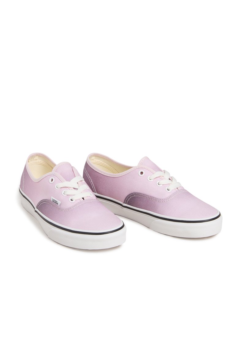 Vans AUTHENTIC - Tenisky - white
