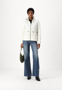 Patrizia Pepe JACKET - Vinterjakker - pearlish white