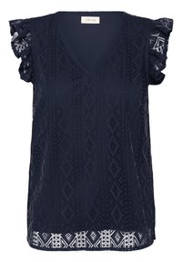 Blouse bleu marine avec un col en V et des manches à volants en dentelle décorative. Le tissu texturé présente des motifs en losange et un ourlet blanc contrastant.