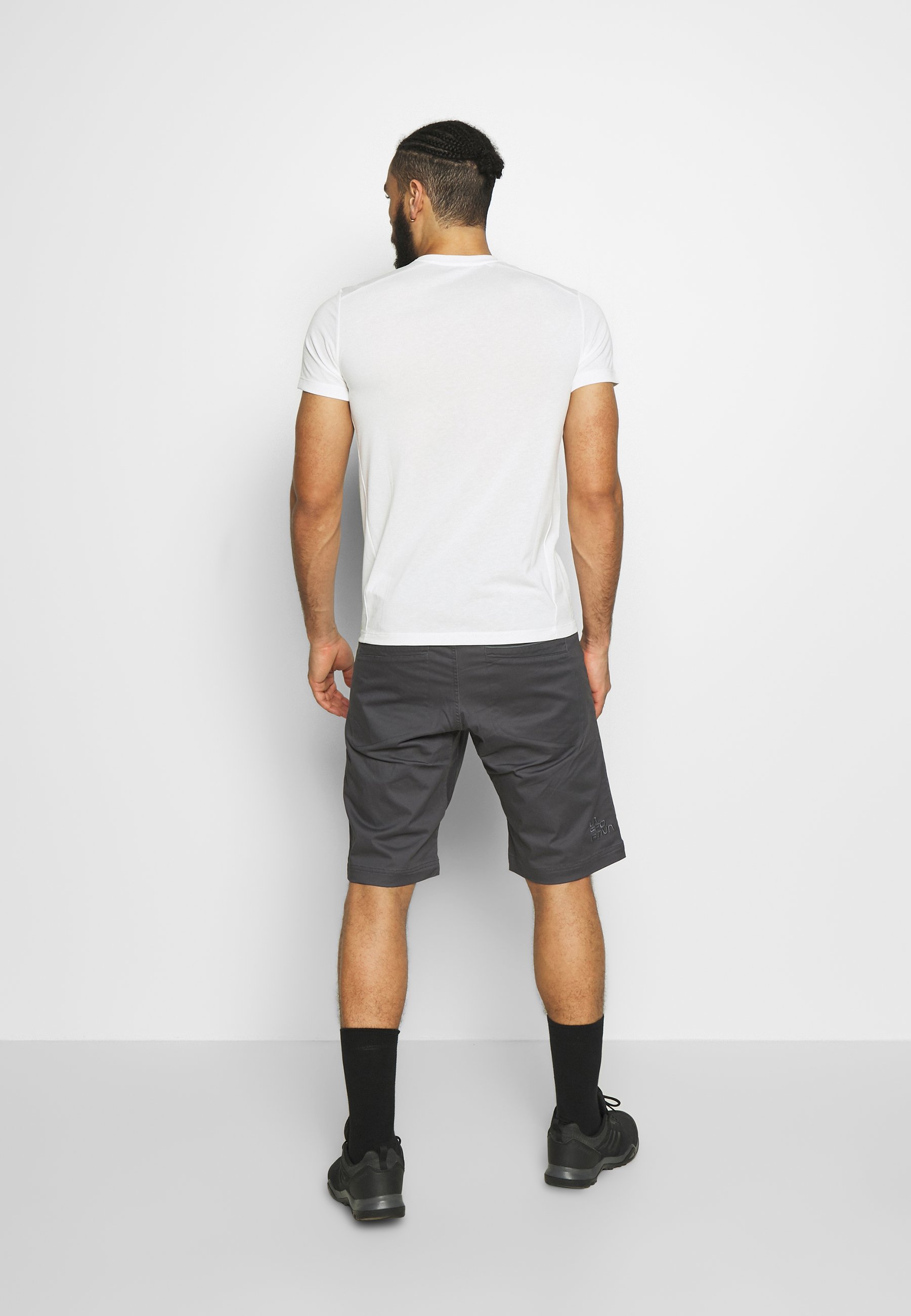 Uomo FLATANGER SHORT - Pantaloncini sportivi Uomo FLATANGER SHORT - Pantaloncini sportivi