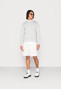 ARKET Camisola - grey