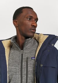 Patagonia ISTHMUS - Chaqueta outdoor - new navy