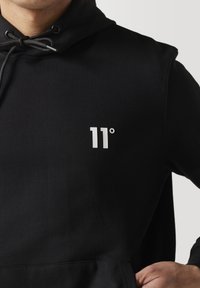11 DEGREES STREETWEAR - Jersey con capucha - black