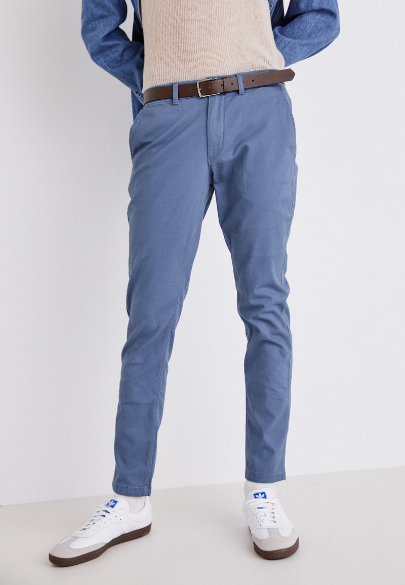 Jack & Jones PREMIUM - JPSTMARCO JJDAVE WITH BELT - Chino - china blue, Forstør