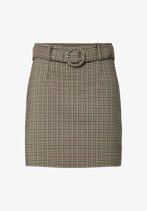 Rutigt minikjol med bälte och rund spänne, tillverkad av ett texturerat tyg i bruna, krämfärgade och gröna nyanser.