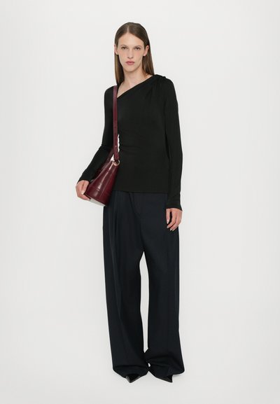 Victoria Beckham SLASH DETAIL - Pitkähihainen paita - black