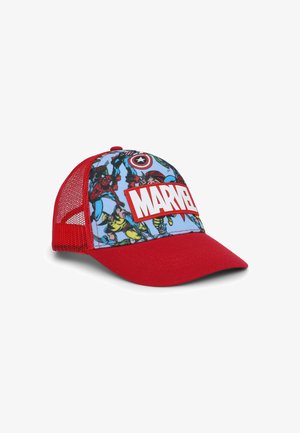 Cappellino rosso con retro in rete e parte frontale blu, decorato con grafiche di supereroi Marvel e un grande logo bianco "MARVEL" sul davanti.