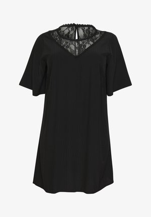 Robe noire à manches courtes, avec un insert en dentelle en forme de V et des bords festonnés au niveau du col, texture lisse et longueur au genou.