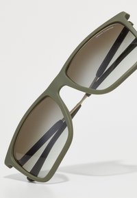 Armani Exchange Aurinkolasit - matte sage