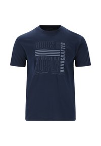 Tummansininen puuvillapaita lyhyillä hihoilla, pyöreällä kaula-aukolla ja graafisella kirjailulla. Sisältää "GOODS & SUPPLY" -tekstin ja vaakasuoria viivoja.