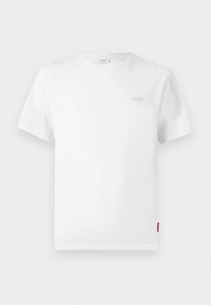 Weißes Baumwoll-T-Shirt mit kurzen Ärmeln, Rundhalsausschnitt und kleinem grauen Logo auf der linken Brust. Schlichtes Design, normale Passform, glatte Textur.