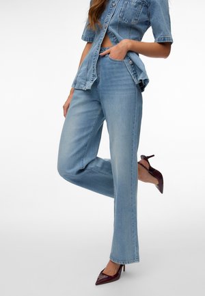 Vero Moda VMVEGA High rise Wide Leg Fit - Jean boyfriend - light blue