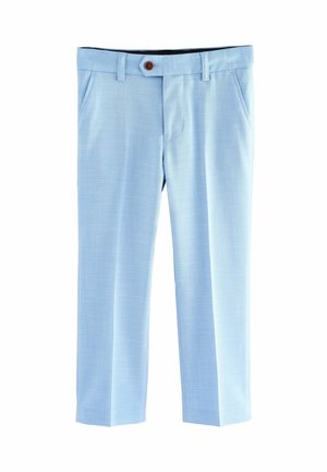 Pantalon bleu clair en tissu texturé, avec un devant plat, deux poches latérales, une fermeture à bouton marron et des jambes droites.