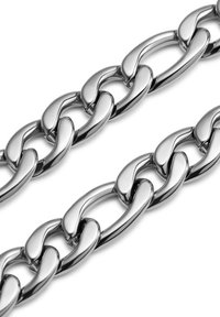 Sølvmetallkjede med sammenkoblede ovale lenker og polert overflate. Glatt tekstur og jevn form, som understreker holdbarhet og design.